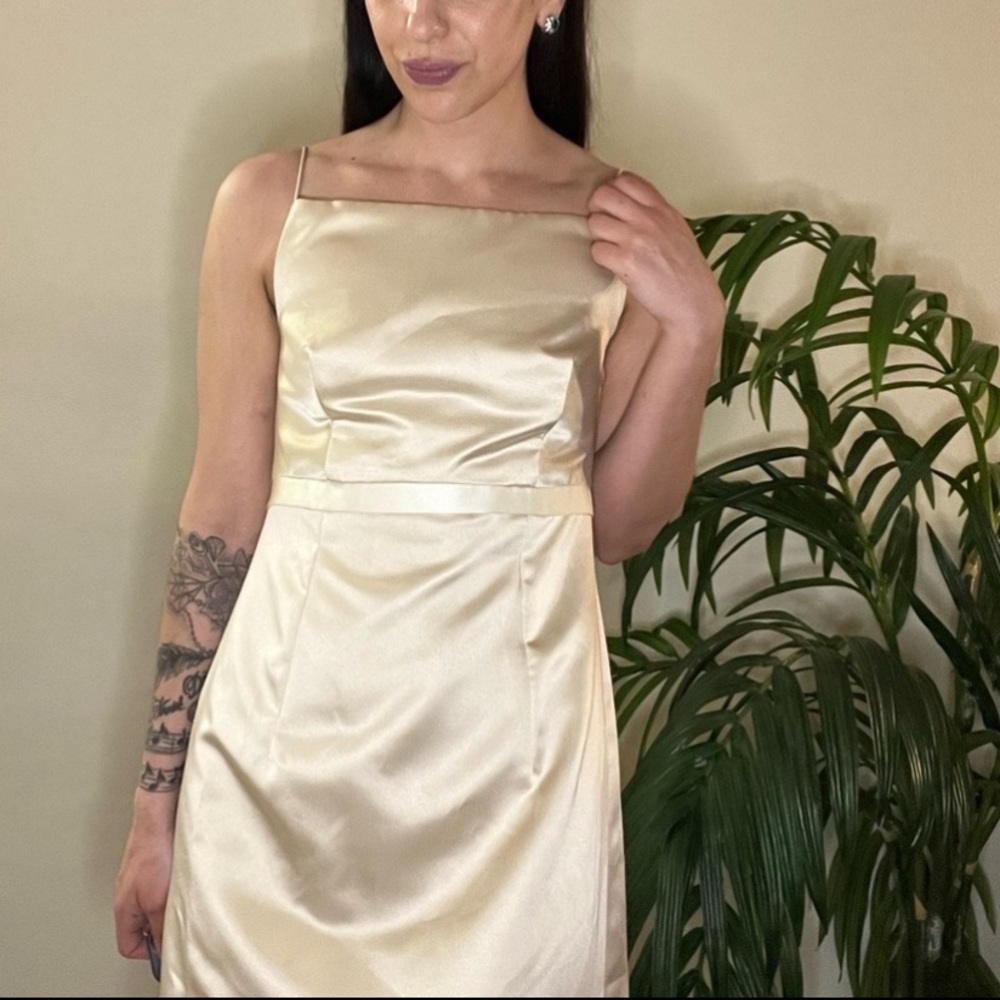 Vera Wang ♡ VINTAGE Champagne Wrap Dress